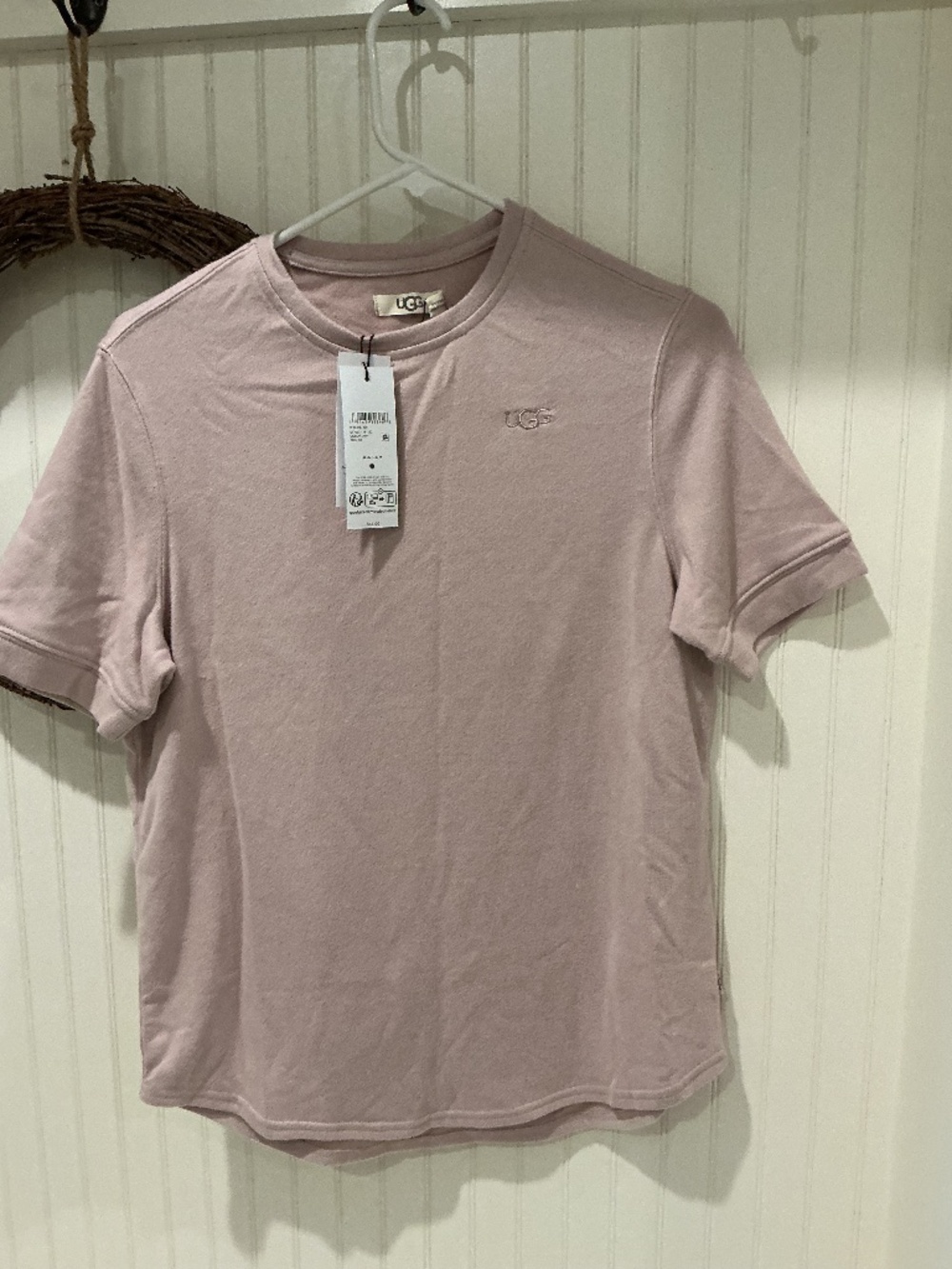 UGG T-shirt